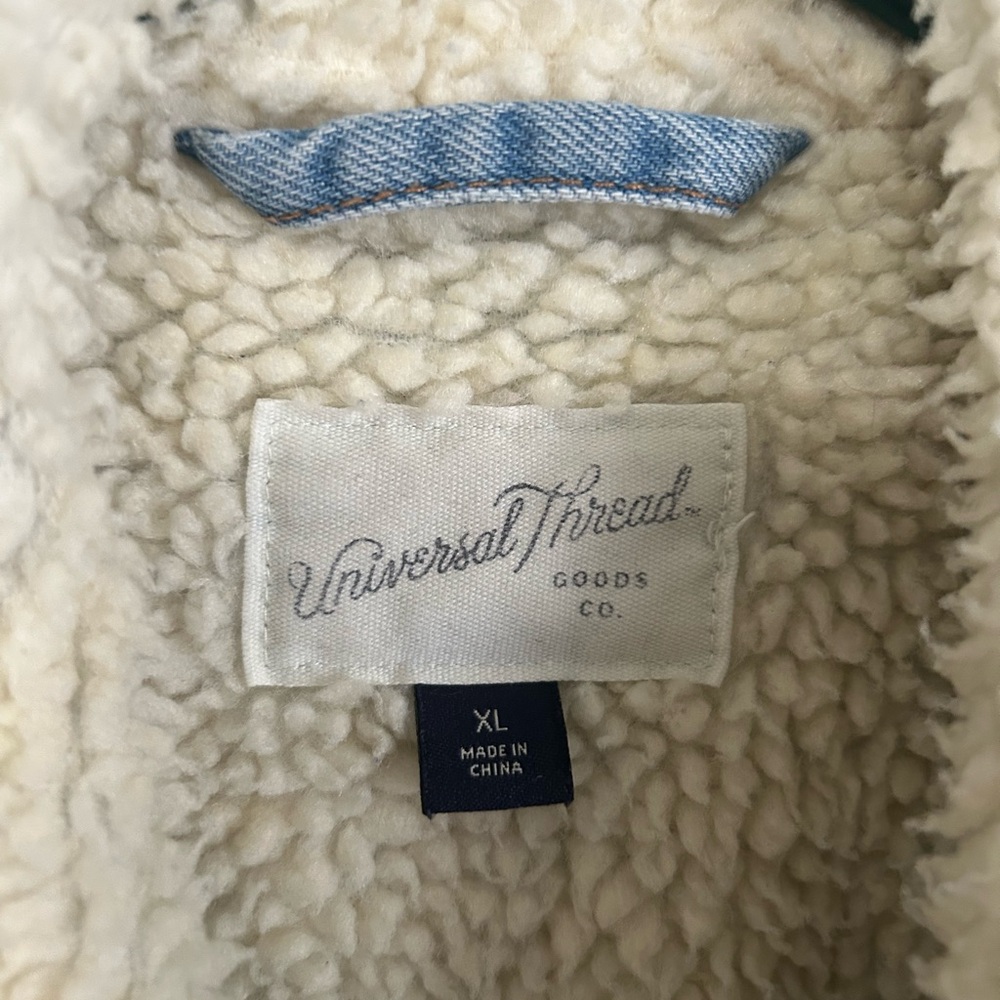 Universal Threads Faux Shearling Lined Denim Blue… - image 3